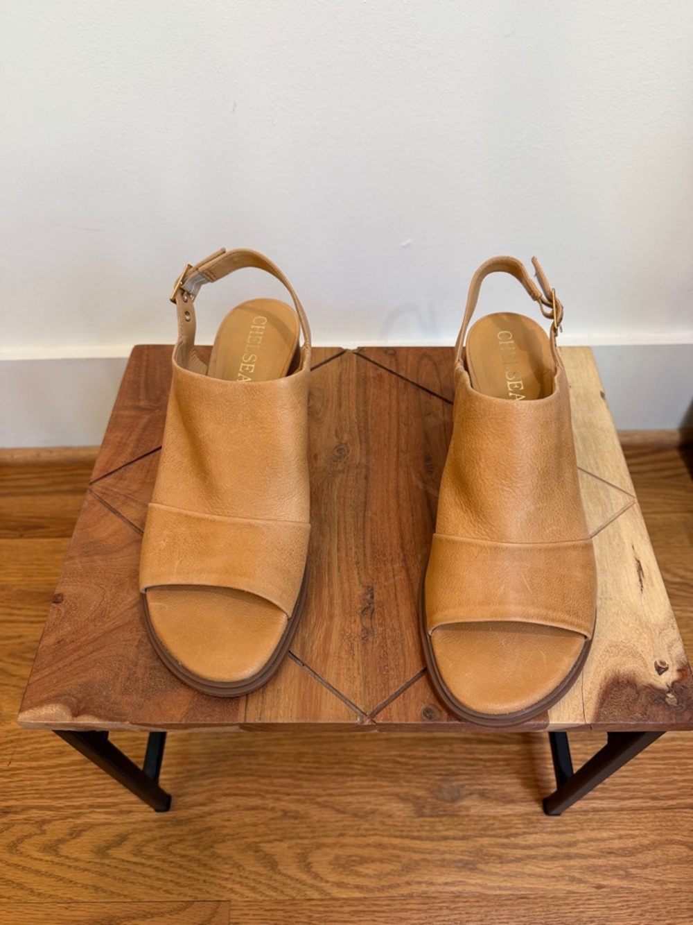 Chelsea & Violet Open-Toe Slingback Soft Leather Sandals, 8 1/2 - Picture 3 of 7